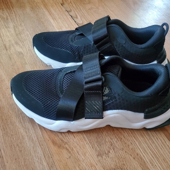 Sorel Womans Kinetic Rnegd Strap Athletic Sneakers, Size 8 - Picture 7 of 8